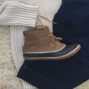 Sorel bootie duck boots